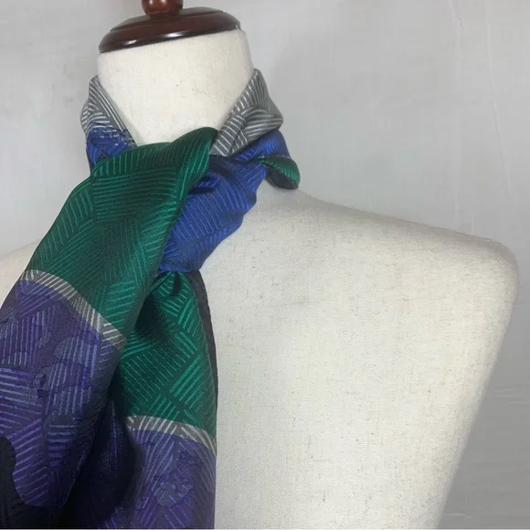 Ginnie Johansen 100% Silk Abstract Geometric Square Scarf‎ Multicolor - Picture 12 of 12